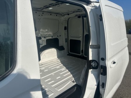 2026 Volkswagen Caddy - photo 8