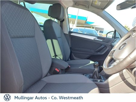 2020 Volkswagen Tiguan - photo 21