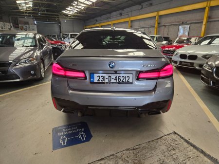 2023 BMW 5-Series - photo 12