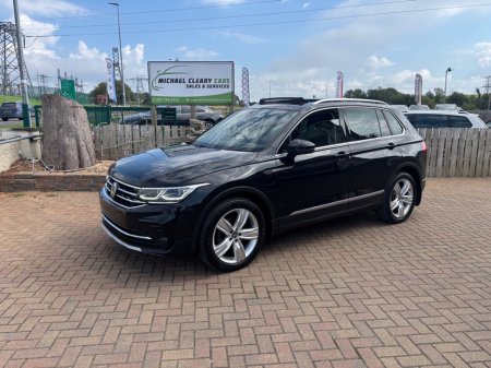 2021 Volkswagen Tiguan - photo 2