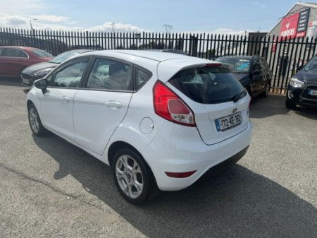 2017 Ford Fiesta - photo 6