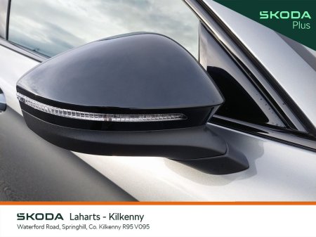 2026 Skoda Superb - photo 33