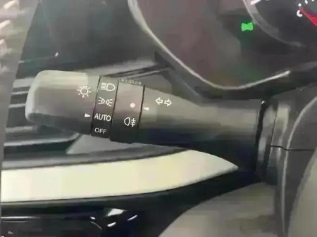 2025 Suzuki Swift - photo 21