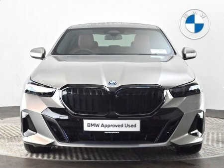 2026 BMW 5-Series - photo 15
