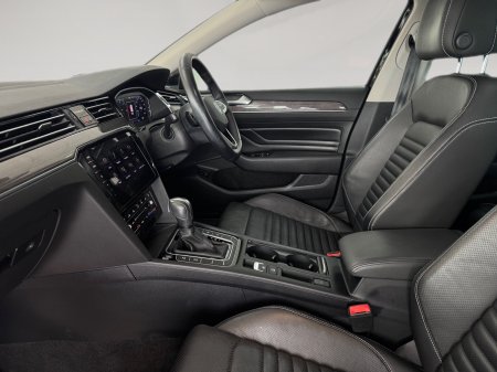 2021 Volkswagen Passat - photo 18