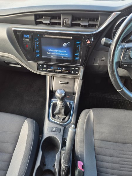 2016 Toyota Auris - photo 16