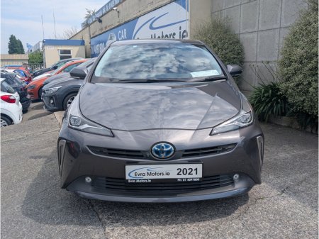 2021 Toyota Prius - photo 2
