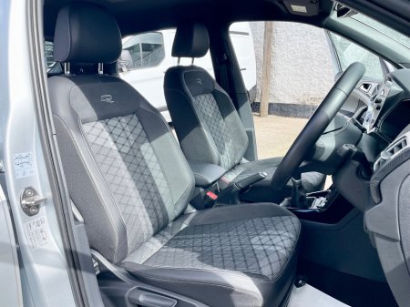 2024 Volkswagen T-Cross - photo 11