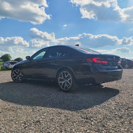 2021 BMW 5-Series - photo 3