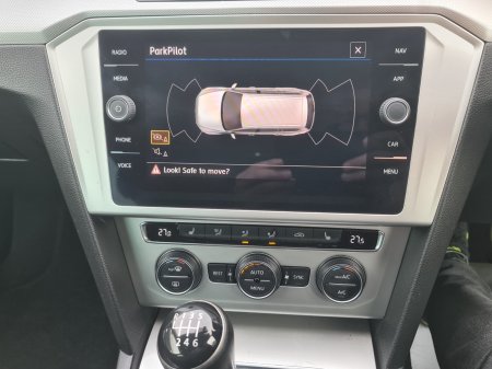 2019 Volkswagen Passat - photo 15