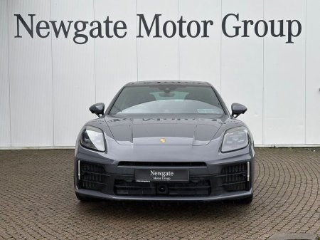 2025 Porsche Panamera - photo 2