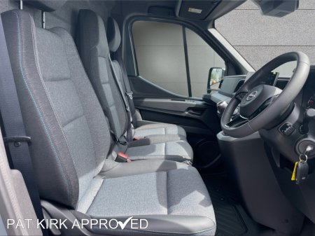 2026 Nissan Interstar - photo 6