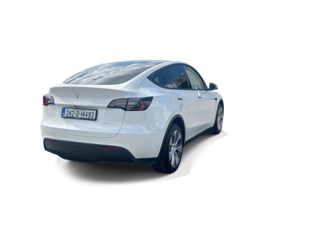 2024 Tesla Model Y - photo 11