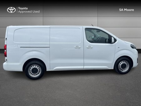 2022 Toyota Proace - photo 3