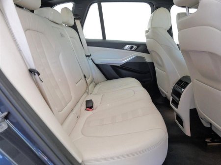 2021 BMW X5 - photo 11