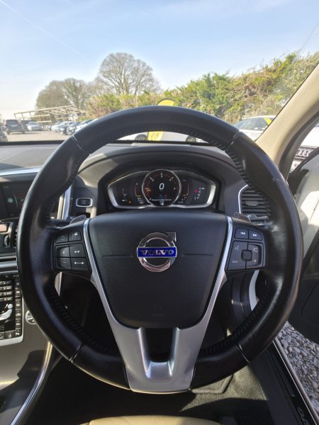 2016 Volvo XC60 - photo 15