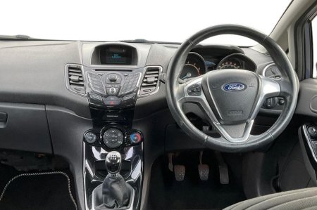 2014 Ford Fiesta - photo 11