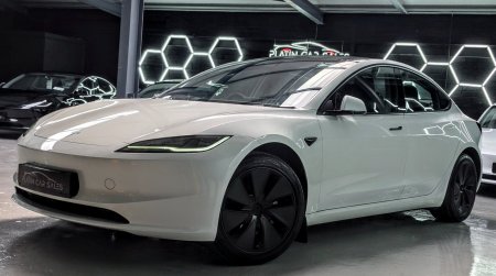 2024 Tesla Model 3 - photo 2