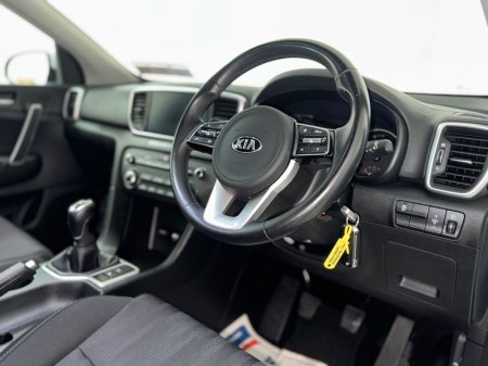 2021 Kia Sportage - photo 2
