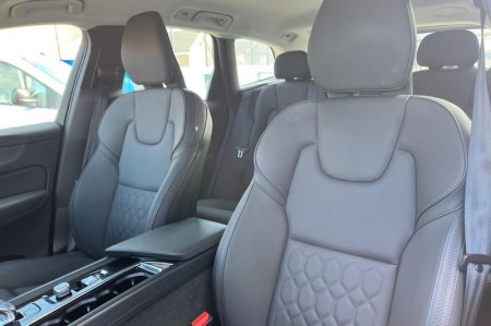 2025 Volvo XC60 - photo 19