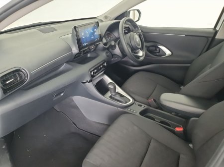 2024 Toyota Yaris - photo 9