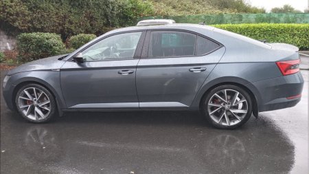 2020 Skoda Superb - photo 8