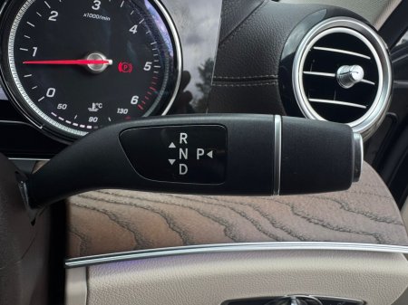 2018 Mercedes-Benz E-Class - photo 22