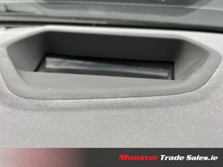 2022 BMW 5-Series - photo 12