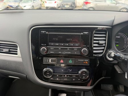 2015 Mitsubishi Outlander - photo 28