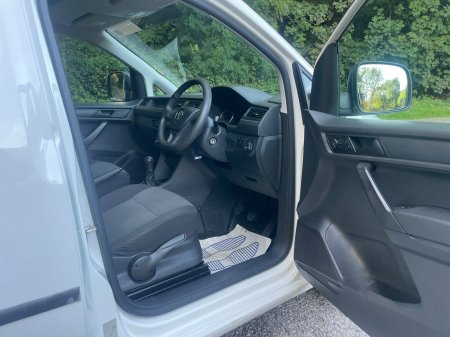 2018 Volkswagen Caddy - photo 5