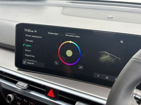 2026 Kia Sorento - photo 18
