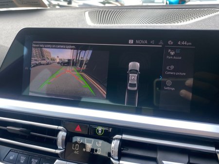 2022 BMW 3-Series - photo 17