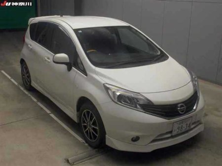 2013 Nissan Note - photo 2