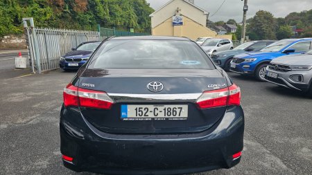 2015 Toyota Corolla - photo 4