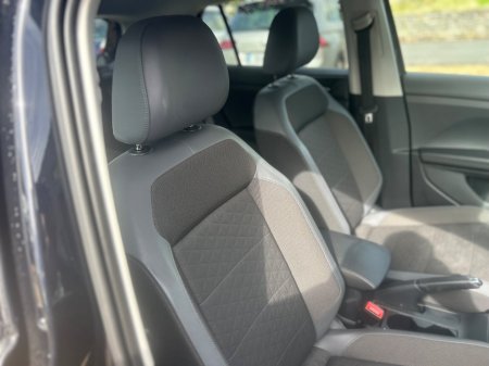 2024 Volkswagen T-Cross - photo 11