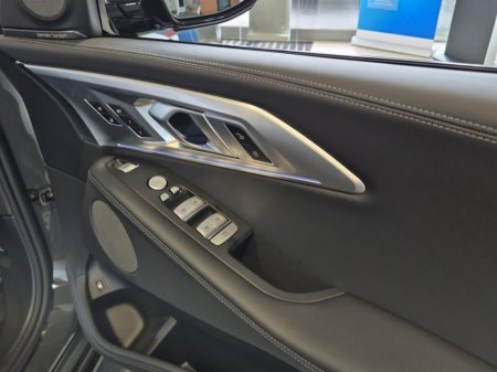 2026 BMW XM - photo 17