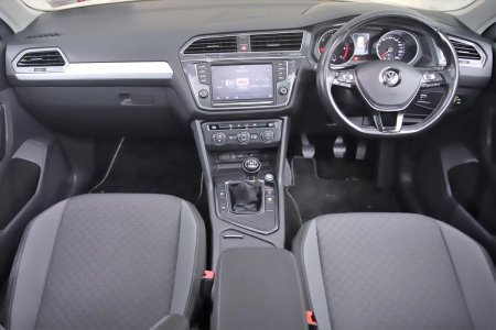 2017 Volkswagen Tiguan - photo 30