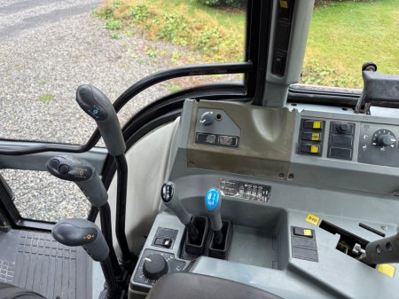 2004 Valtra 8050 - photo 13
