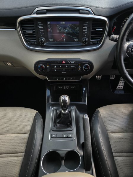 2017 Kia Sorento - photo 13