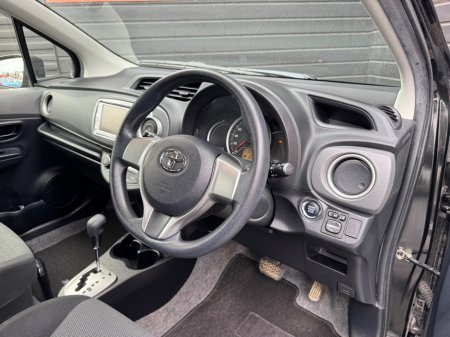 2013 Toyota Yaris - photo 7