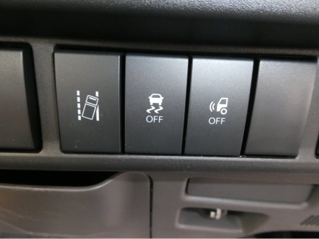 2026 Isuzu NPR - photo 12