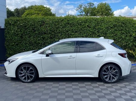 2025 Toyota Corolla - photo 3