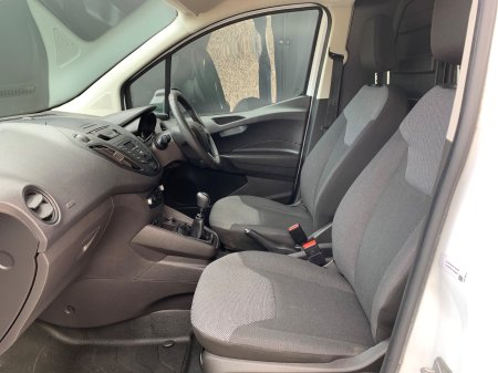2023 Ford Transit Courier - photo 12