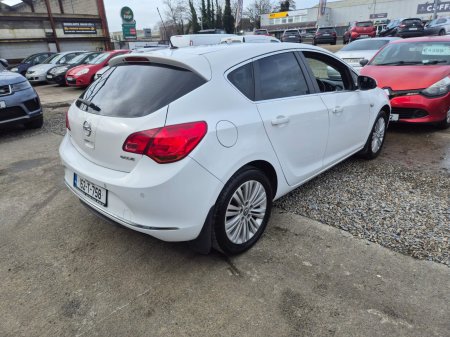 2015 Opel Astra - photo 9