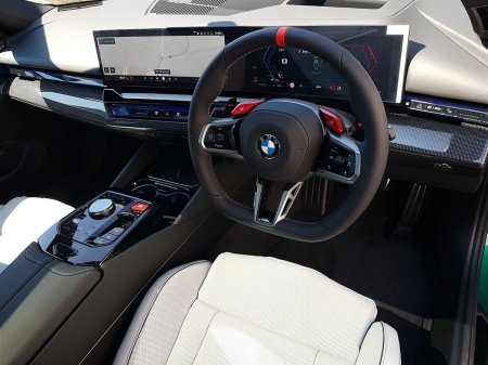 2026 BMW M5 - photo 6