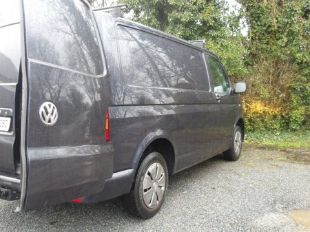 2020 Volkswagen Transporter - photo 18