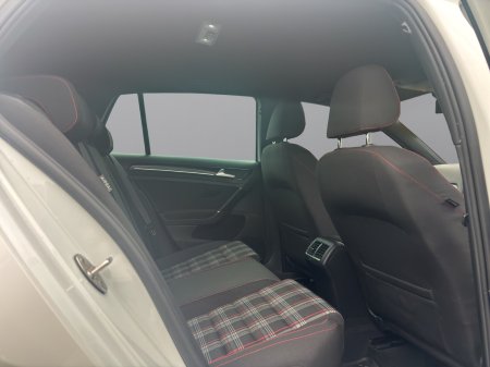 2014 Volkswagen Golf - photo 11