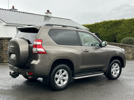 2016 Toyota Land Cruiser - photo 2