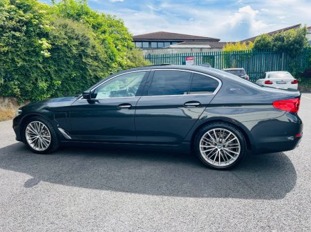 2017 BMW 5-Series - photo 9