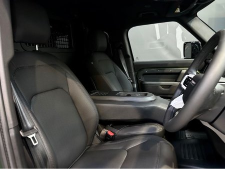 2026 Land Rover Defender - photo 13